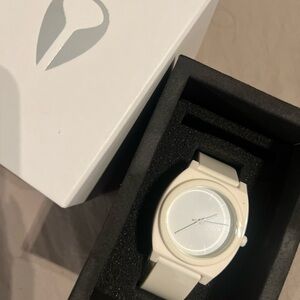Nixon Watch